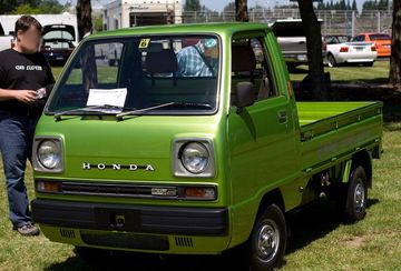 Honda Acty Pickup (MK I) specs
