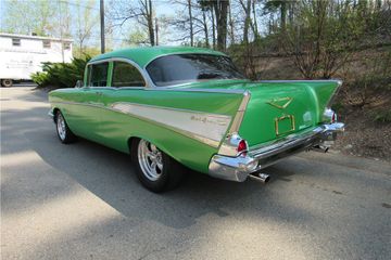 CHEVROLET CUSTOM COUPE, 1957