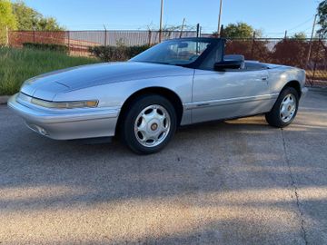 Buick Reatta Convertible, 1991