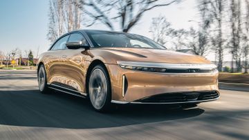 Lucid Air Pure AWD specs