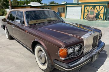 ROLLS-ROYCE SILVER SPUR SEDAN, 1982