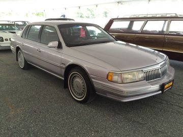 Lincoln Continental Executive Series, 1991