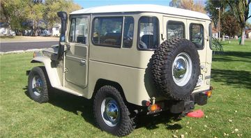 TOYOTA LAND CRUISER 2 DOOR HARDTOP, 1980