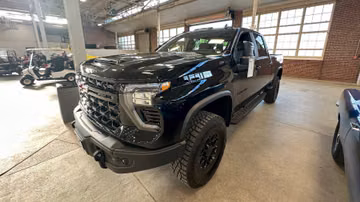 Chevrolet Silverado HD ZR2 Bison Pickup, 2024