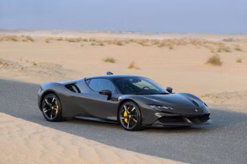 Ferrari SF90 Stradale, 2021