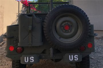 WILLYS MILITARY JEEP, 1942