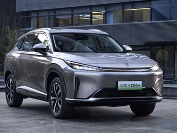 Характеристики Roewe D5X DMH