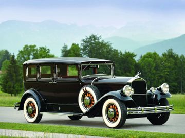 Pierce-Arrow Model B Five-Passenger Sedan, 1930