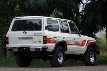 TOYOTA LAND CRUISER HJ61, 1988