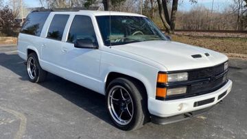 Chevrolet Suburban Custom, 1996