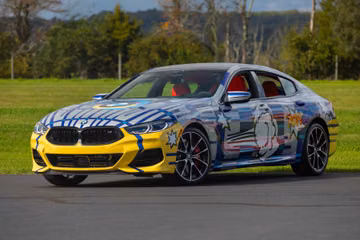 BMW 8 X Jeff Koons, 2023