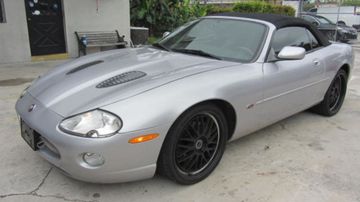 Jaguar XKR Convertible, 2002