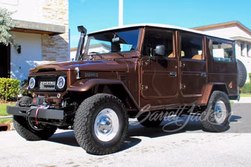 Toyota Land Cruiser FJ45 Custom Troopy, 1984
