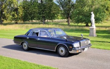 Toyota Century VG40, 1993