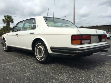 ROLLS-ROYCE SILVER SPUR 4 DOOR SEDAN, 1995