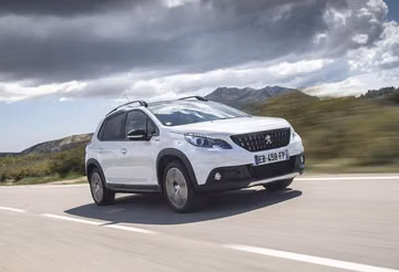 Peugeot 2008 BlueHDi 100 specs