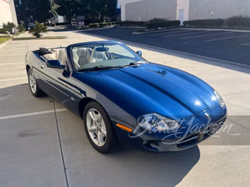 JAGUAR XK8 CONVERTIBLE, 1997