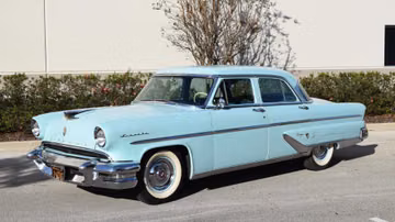 Lincoln Capri, 1955