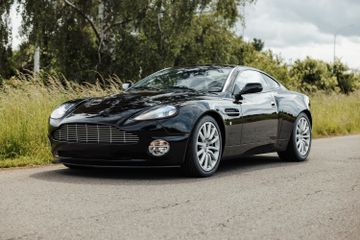 Aston Martin V12 Vanquish, 2003