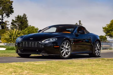 Aston Martin Vantage S Roadster, 2012