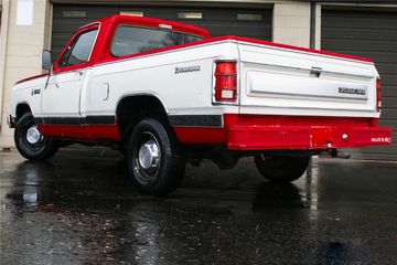 DODGE RAM PICKUP, 1985