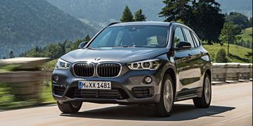 BMW X1 sDrive 18d (F48) specs