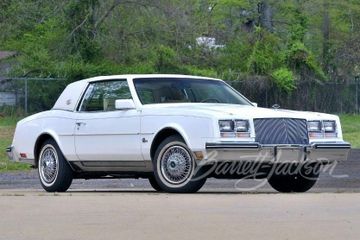 Buick Riviera, 1985