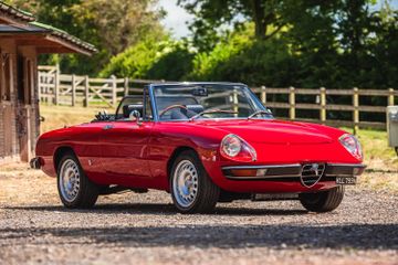 Alfa Romeo 2000 Spider Veloce, 1975