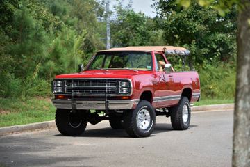 Plymouth Trailduster، موديل 1979