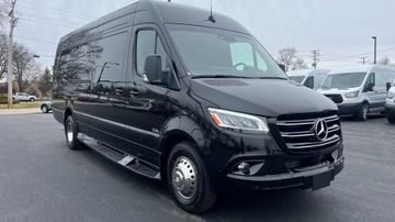 Mercedes-Benz Sprinter 3500XD, 2024