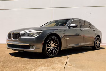 BMW 740Li Sedan, 2012