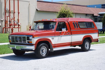 Ford F150 XLT Lariat Pickup, 1985