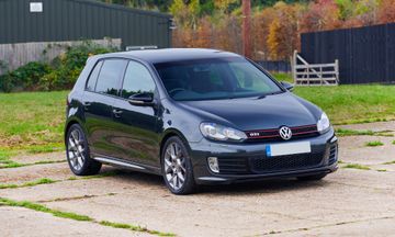 Volkswagen Golf GTI Edition 35, 2011