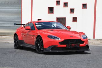 Aston Martin Vantage GT8 n°67/150, 2017