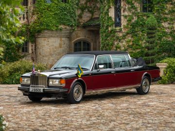 Rolls-Royce Silver Spirit I Emperor State Landaulet by Hooper, 1989