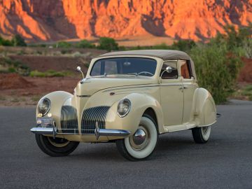 Lincoln-Zephyr Convertible Sedan, 1939