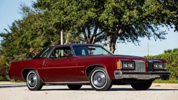 Pontiac Grand Prix SJ, 1977