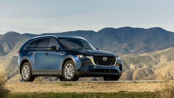 Mazda CX-90 Preferred specs