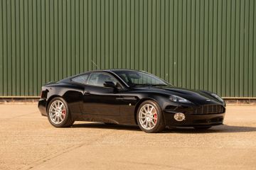 Aston Martin Vanquish S Ultimate Automatic VIN. SCFAC243M7B502577, 2007