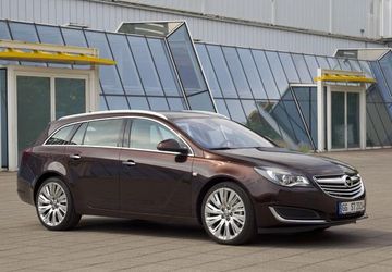 Opel Insignia Sports Tourer 2.0 CDTI (A 140 PS) specs
