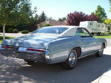 BUICK RIVIERA GS 2 DOOR HARDTOP, 1968