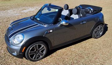 Mini Cooper S Convertible, 2010
