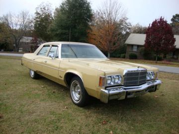 Chrysler Newport 4-Door, 1977
