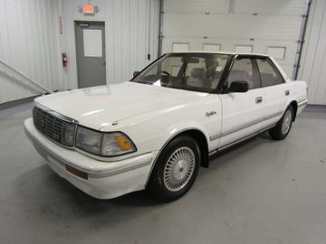 Toyota Crown Royal Saloon, 1991