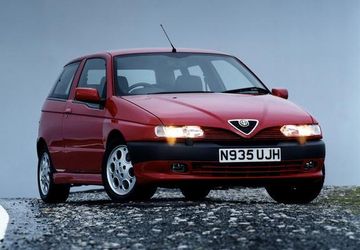 Alfa Romeo 145 1.6 TS specs