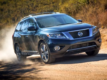 Nissan Pathfinder (Mk IV) specs