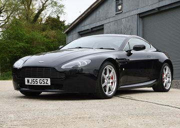 Aston Martin V8 Vantage Coupé, 2005