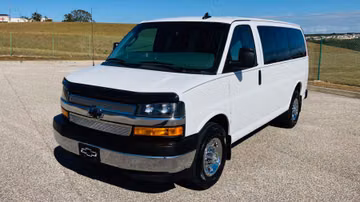 Chevrolet 2500 Express Van, 2018