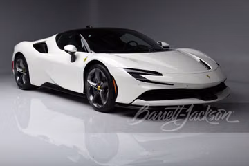 FERRARI SF90 STRADALE, 2023