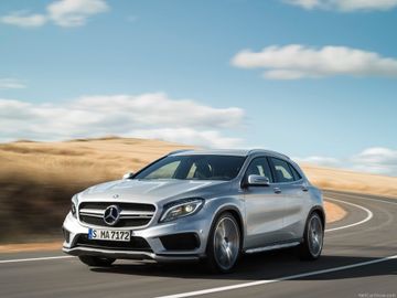 Mercedes-AMG GLA 45 (X156 360 PS) specs